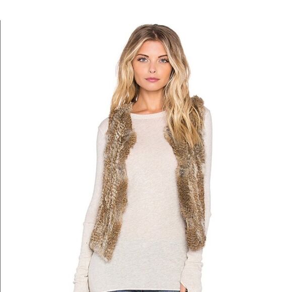 Rabbit Fur Vest jn Natural - Picture 8 of 9